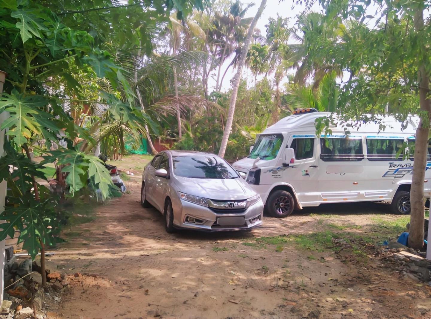 Thachattu Homestay Vaikom ภายนอก รูปภาพ